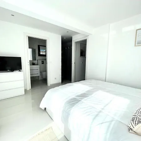 V5b11 Avec Piscine Proche Plages Villa